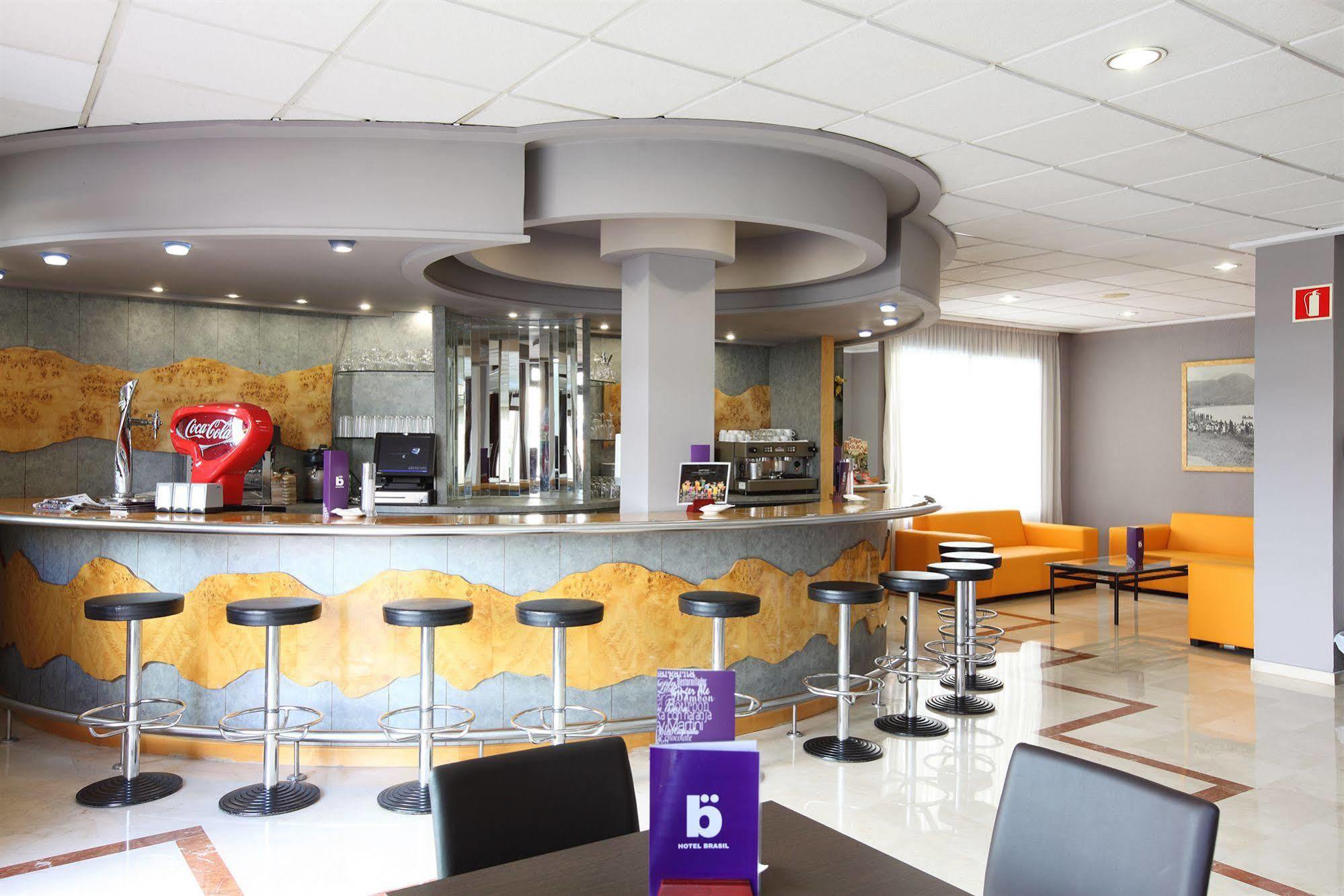 Hotel Brasil Бенидорм Экстерьер фото